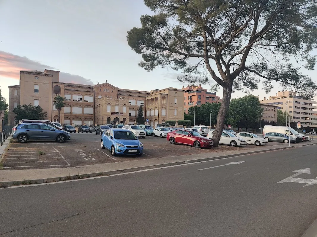 Parking gratuito en Huesca/Uesca en Huesca/Uesca (Huesca) — foto 1 de 4